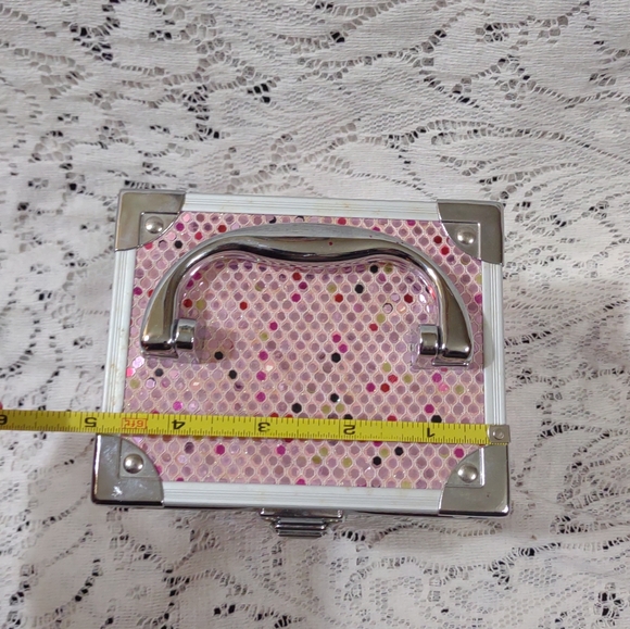 4" x 5" Pink Sequin Caboodle's Box - Picture 2 of 9